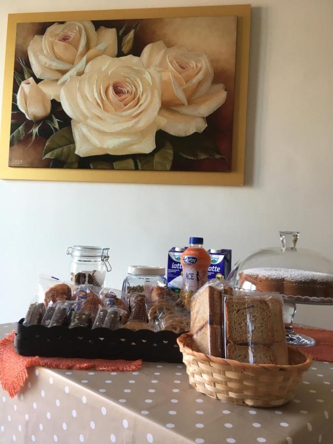 B&B Al Campanile Taranto Exterior photo